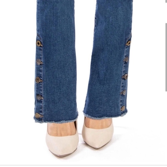 Kut from the Kloth Women's Blue Jeans - Picture 3 of 13